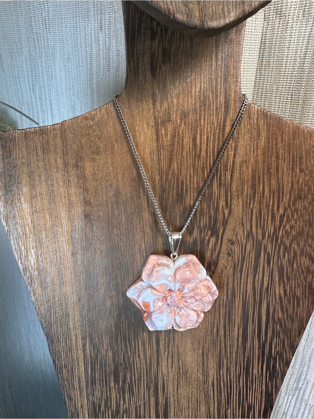 RESERVED FOR CG Petal Agate Flower Pendant Necklace on Chain - Picture 9 of 16